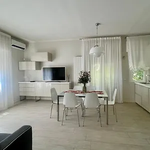 https://via-trento.it-tuscanyhotel.com